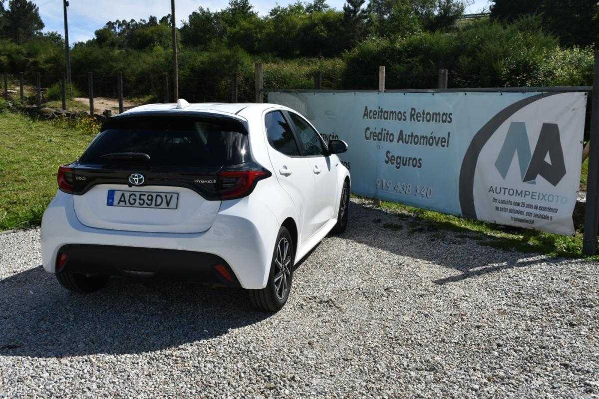 toyota-yaris-2021-hibrido-a-gasolina-1497cc
