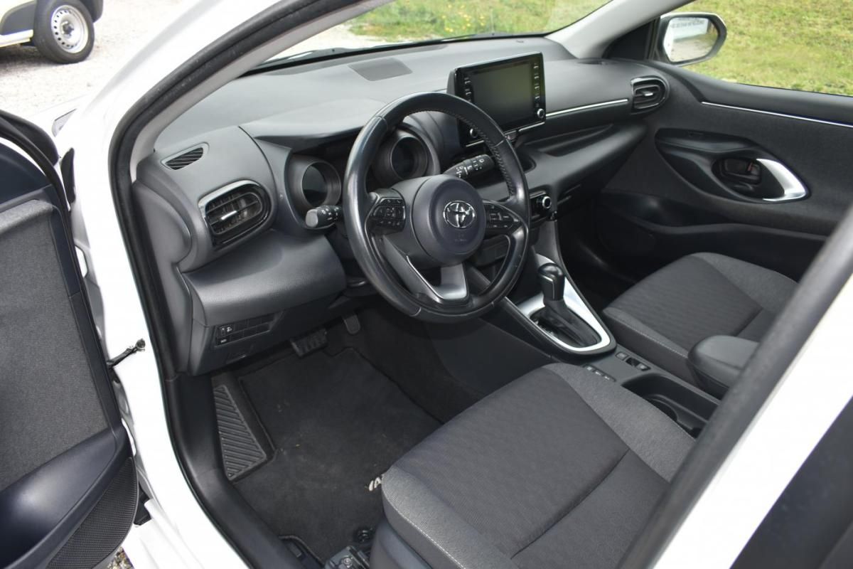 toyota-yaris-2021-hibrido-a-gasolina-1497cc