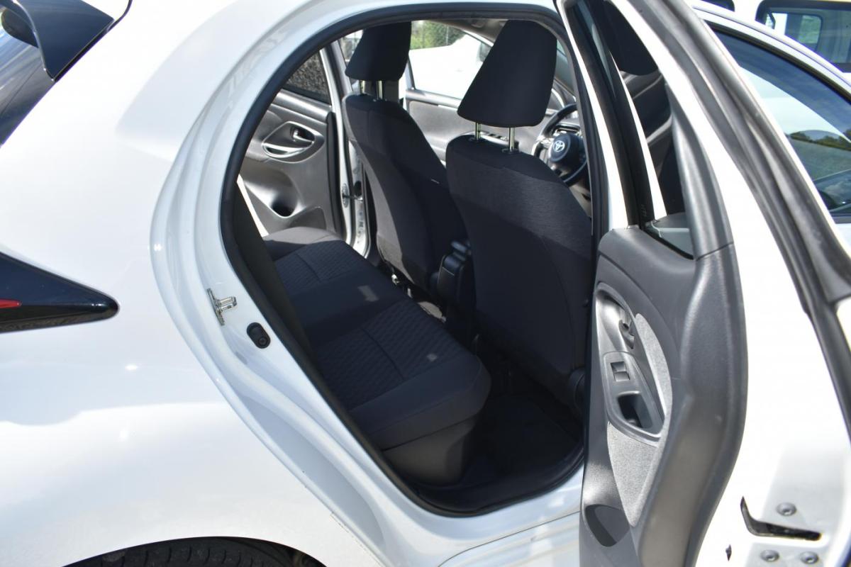 toyota-yaris-2021-hibrido-a-gasolina-1497cc