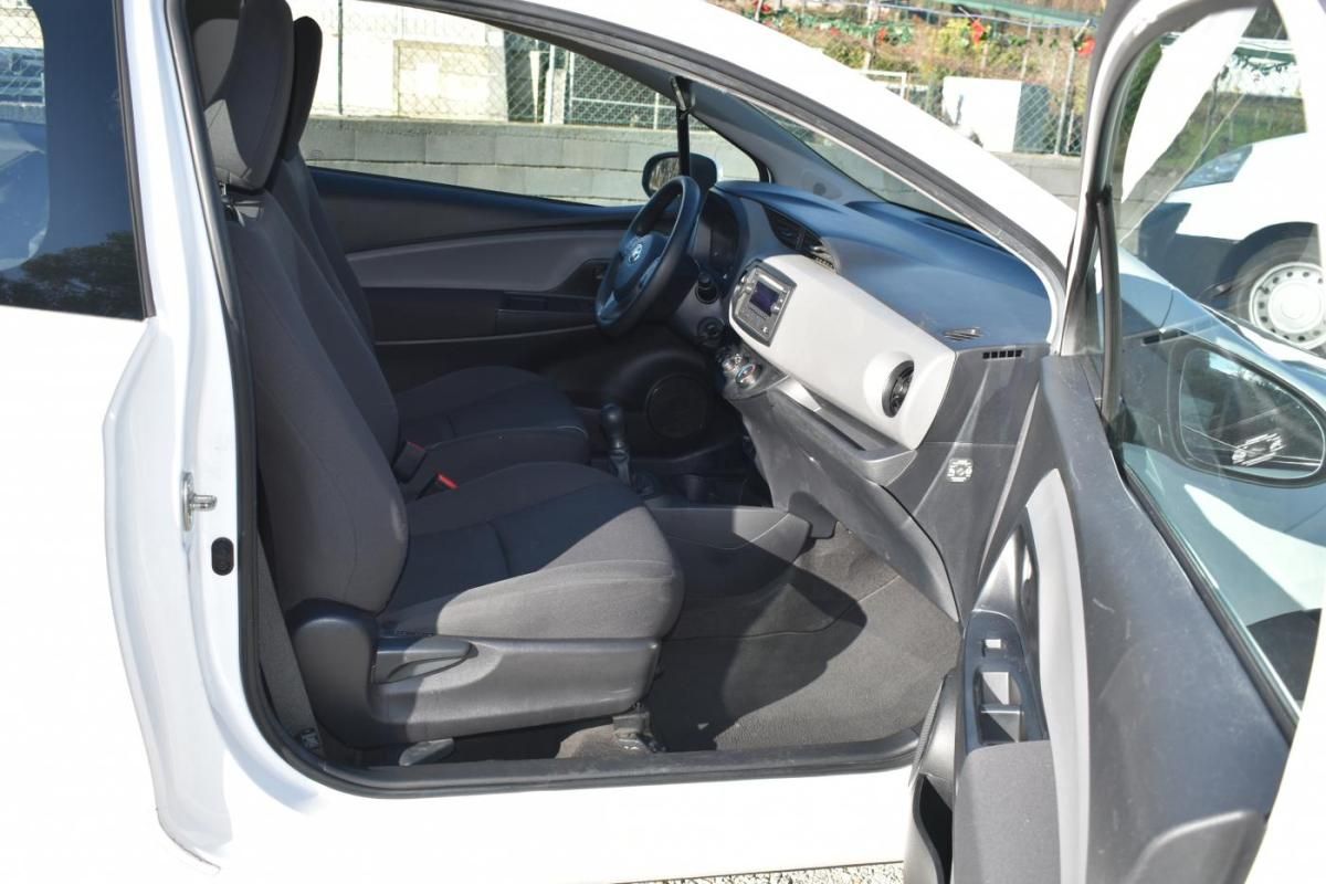 toyota-yaris-2020-gasolina-998cc