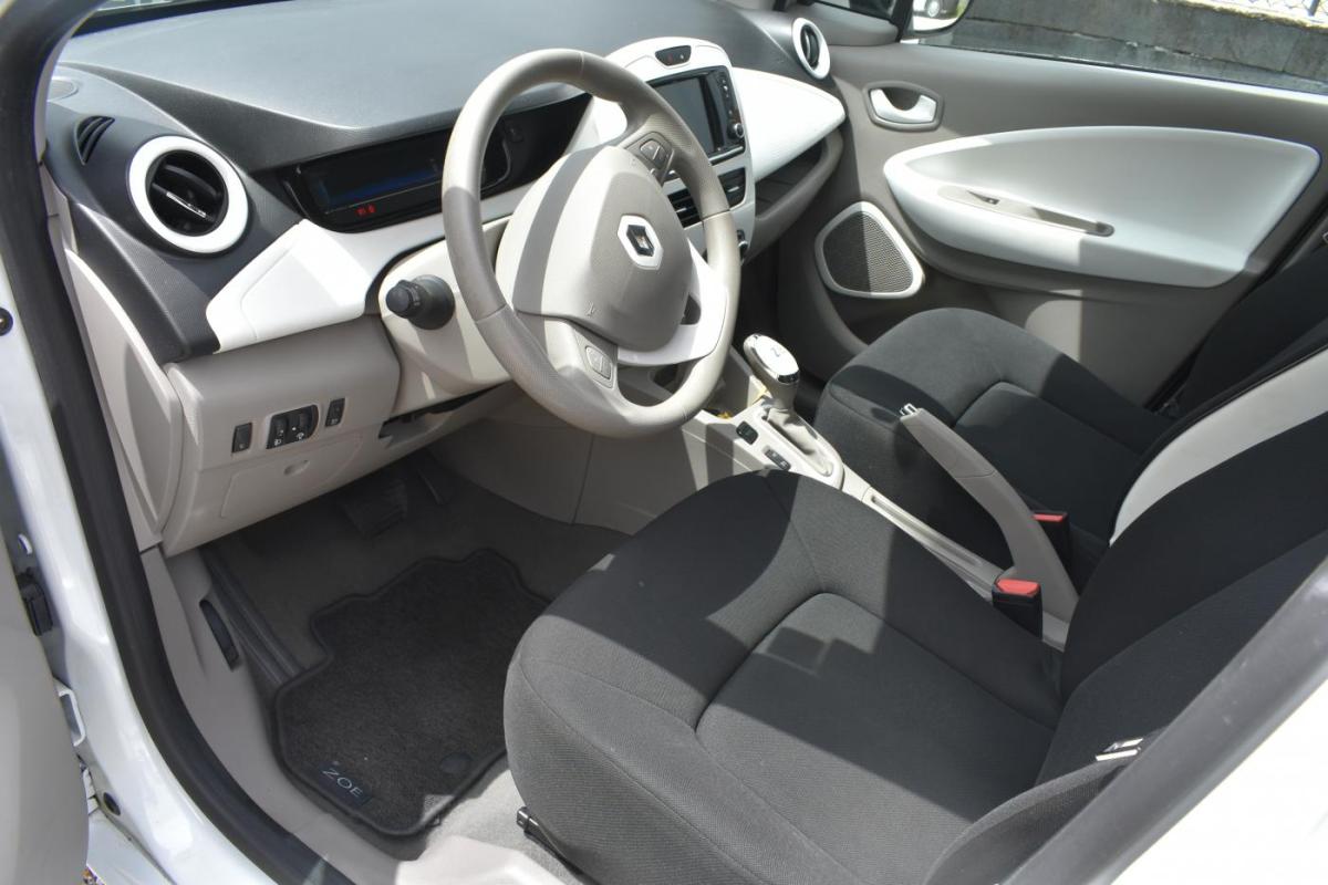 renault-zoe-2018-eletrico-0cc