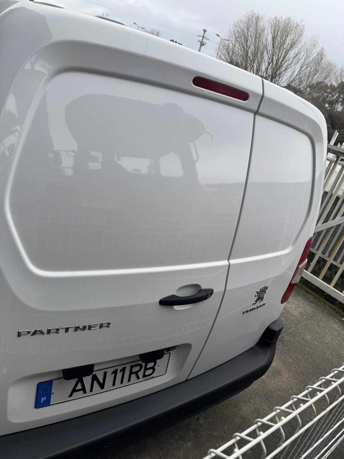 peugeot-partner-1-5-bluehdi-2022-diesel-1499cc