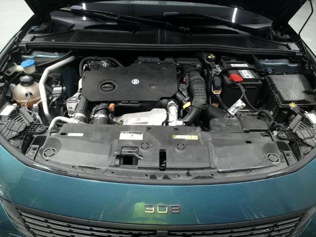 peugeot-308-sw-2022-diesel-1499cc