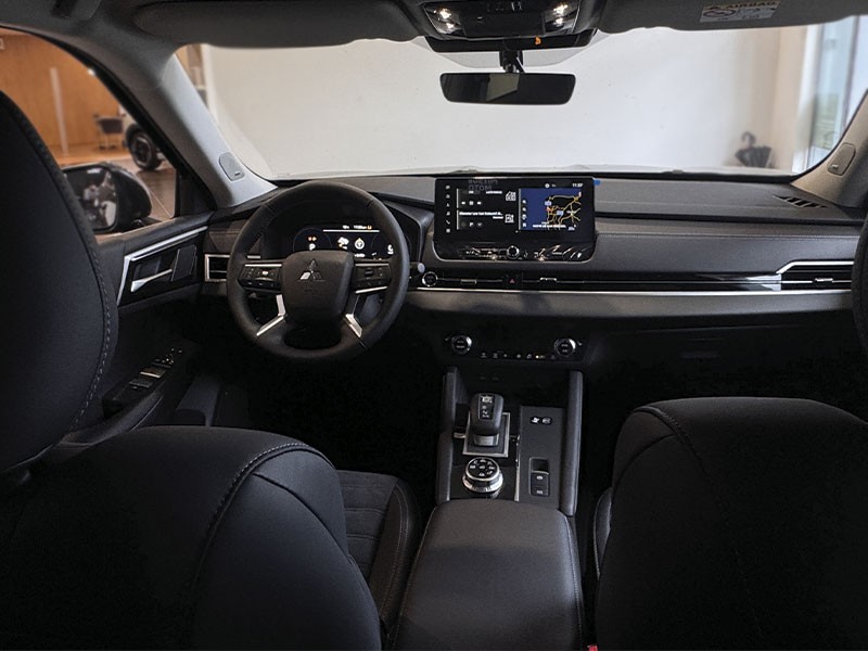 mitsubishi-outlander-2025-hibrido-a-gasolina-2360cc