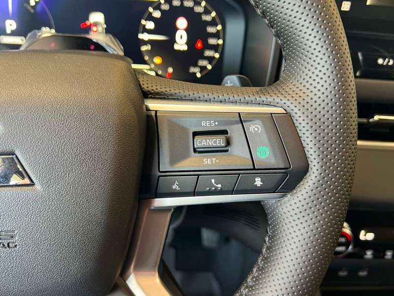 mitsubishi-outlander-2026-hibrido-a-gasolina-2360cc