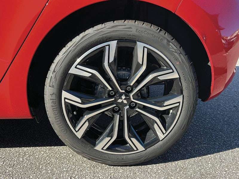 mitsubishi-colt-2025-gasolina-999cc