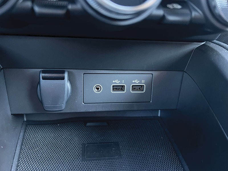mitsubishi-colt-2025-gasolina-999cc