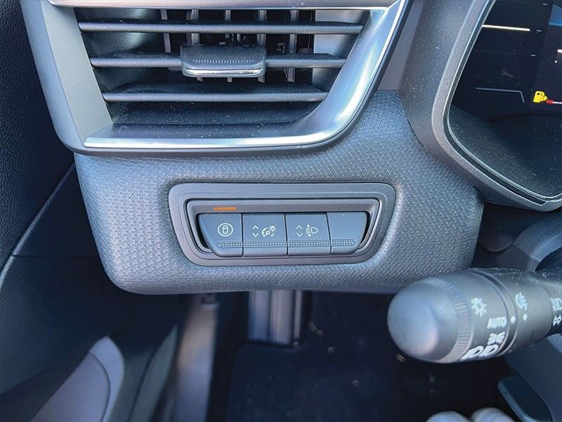 mitsubishi-colt-2025-gasolina-999cc