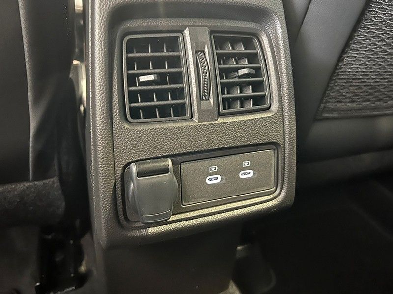mitsubishi-grandis-2025-gasolina-1332cc