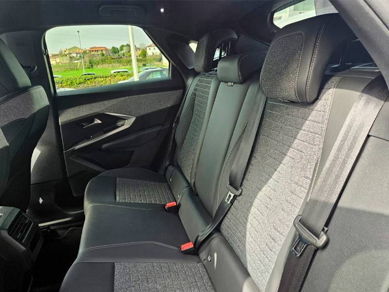 peugeot-3008-2025-gasolina-1199cc