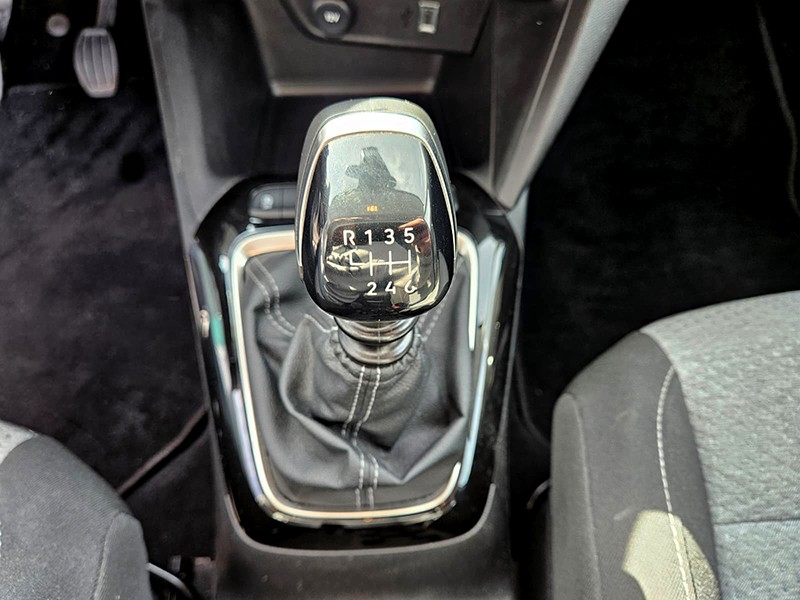 opel-corsa-2024-gasolina-1199cc