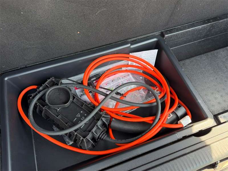 peugeot-3008-2023-hibrido-a-gasolina-1598cc