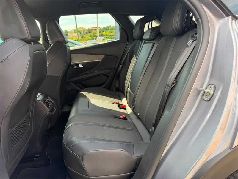 peugeot-3008-2023-hibrido-a-gasolina-1598cc