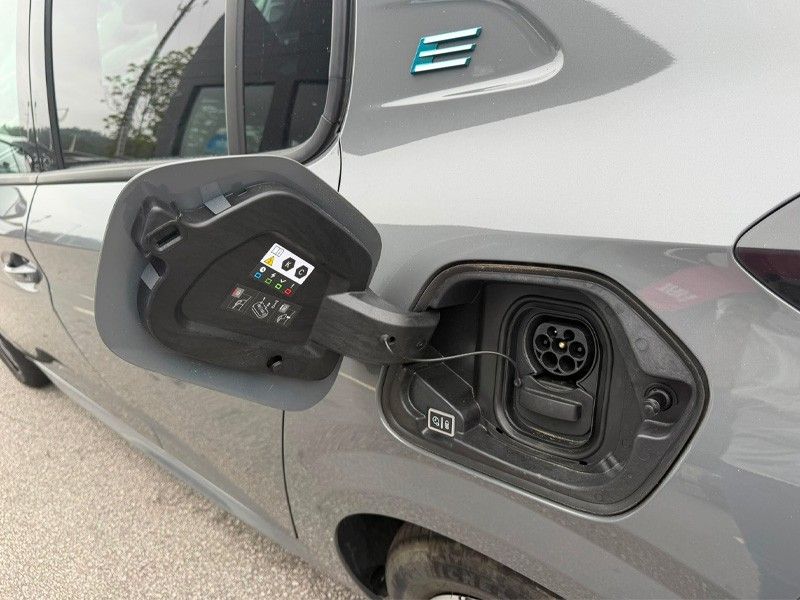 peugeot-208-2024-eletrico-0cc