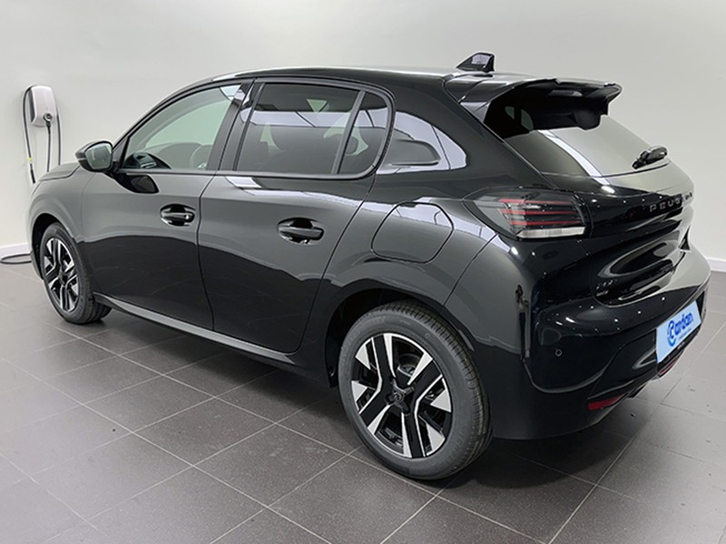 peugeot-208-2025-gasolina-1199cc