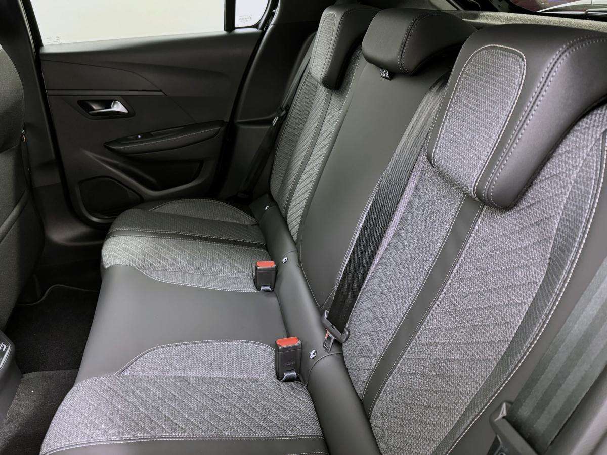 peugeot-208-2025-gasolina-1199cc