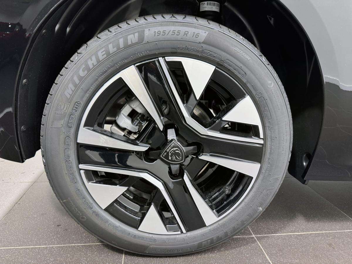 peugeot-208-2025-gasolina-1199cc