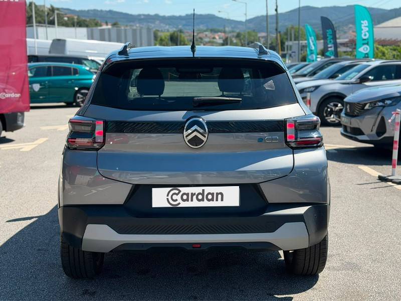 citroen-e-c3-2025-eletrico-500cc