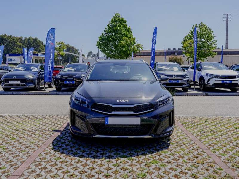 kia-xceed-2025-gasolina-998cc