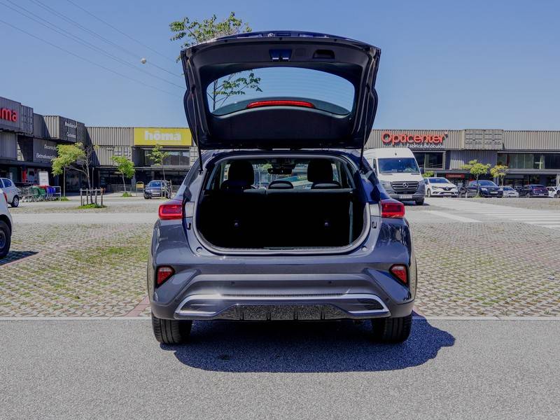 kia-xceed-2025-gasolina-998cc