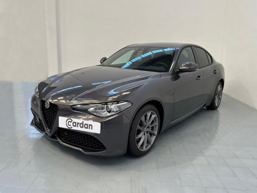 alfa-romeo-giulia-2023-diesel-2143cc