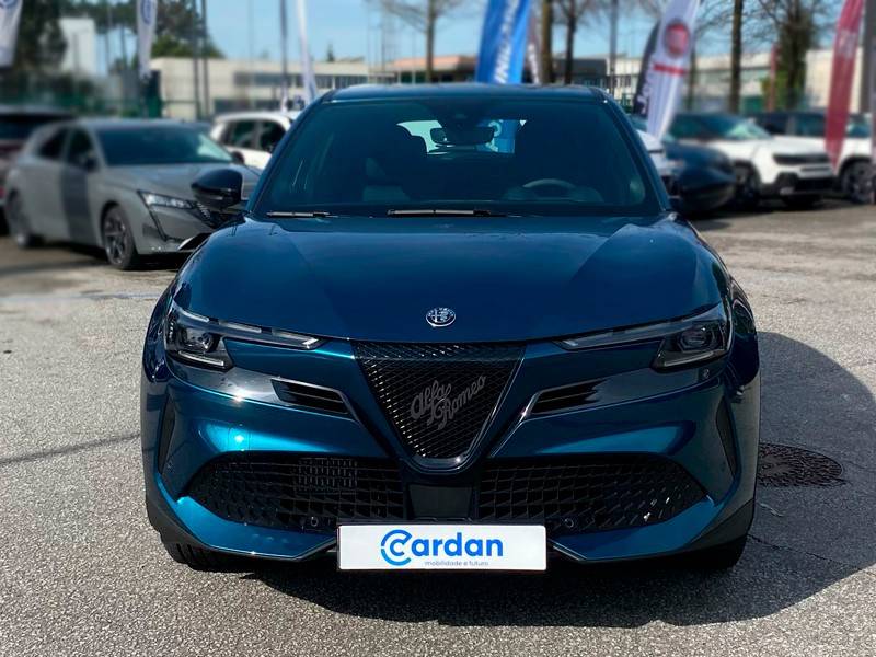 alfa-romeo-junior-2024-hibrido-a-gasolina-1199cc