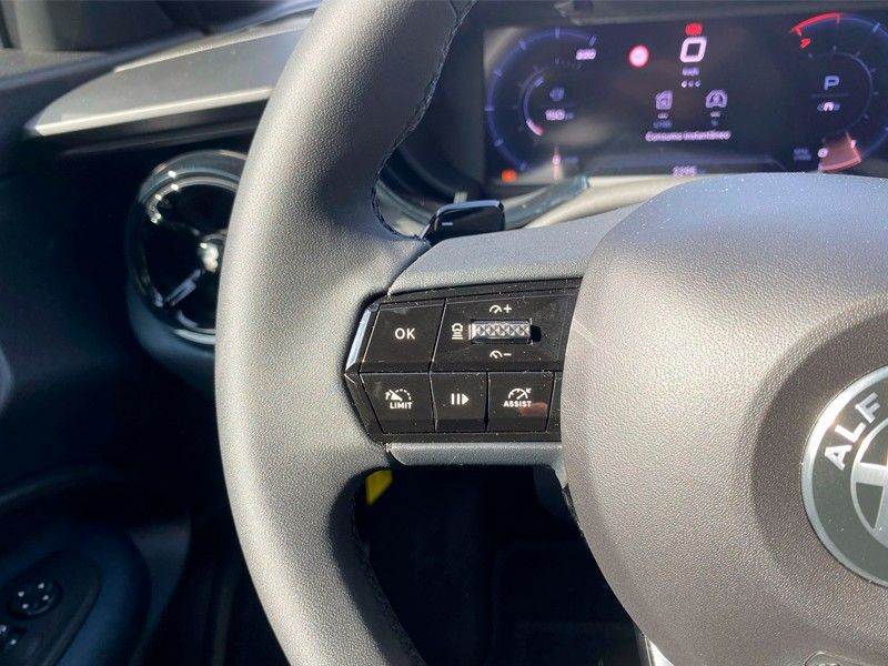 alfa-romeo-junior-2024-hibrido-a-gasolina-1199cc