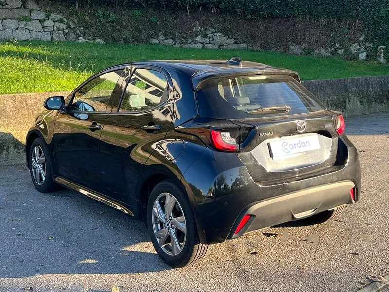 mazda-2-2025-hibrido-a-gasolina-1490cc