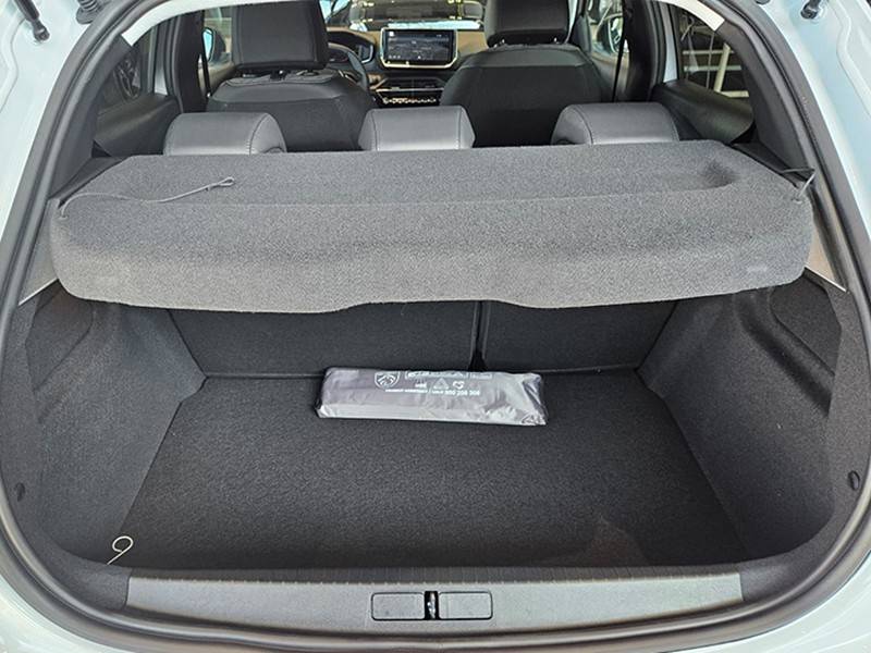 peugeot-208-2026-gasolina-1199cc