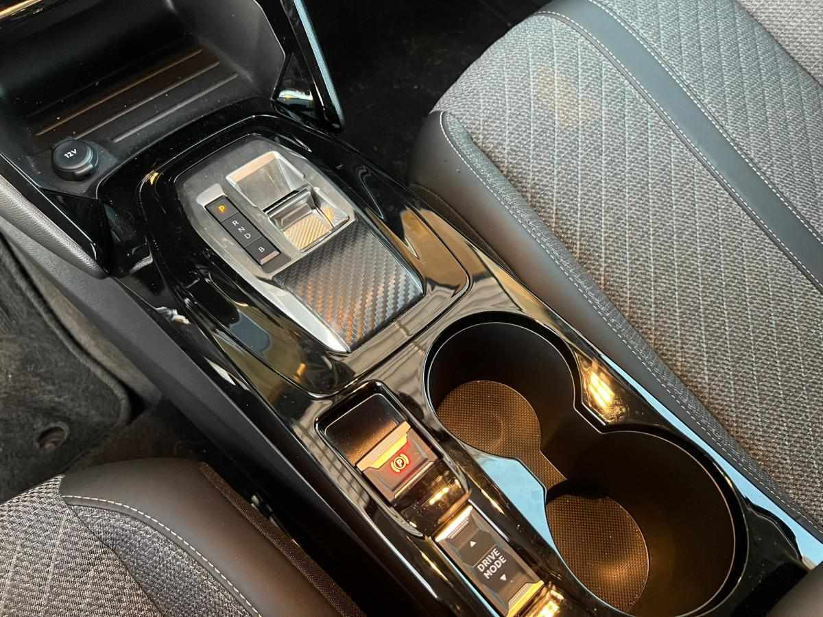 peugeot-208-2026-eletrico-500cc