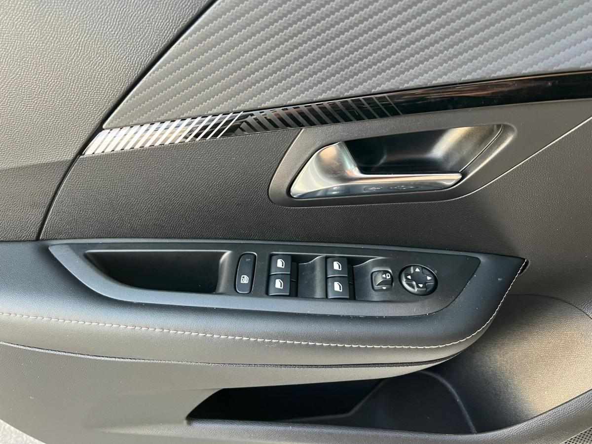 peugeot-208-2026-eletrico-500cc