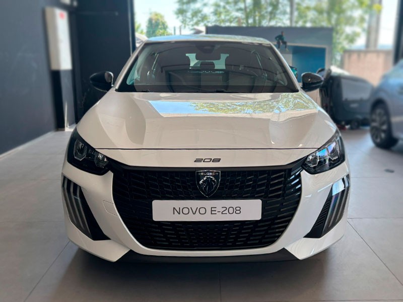 peugeot-208-2026-eletrico-500cc