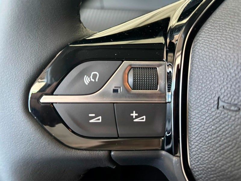 peugeot-208-2026-eletrico-500cc