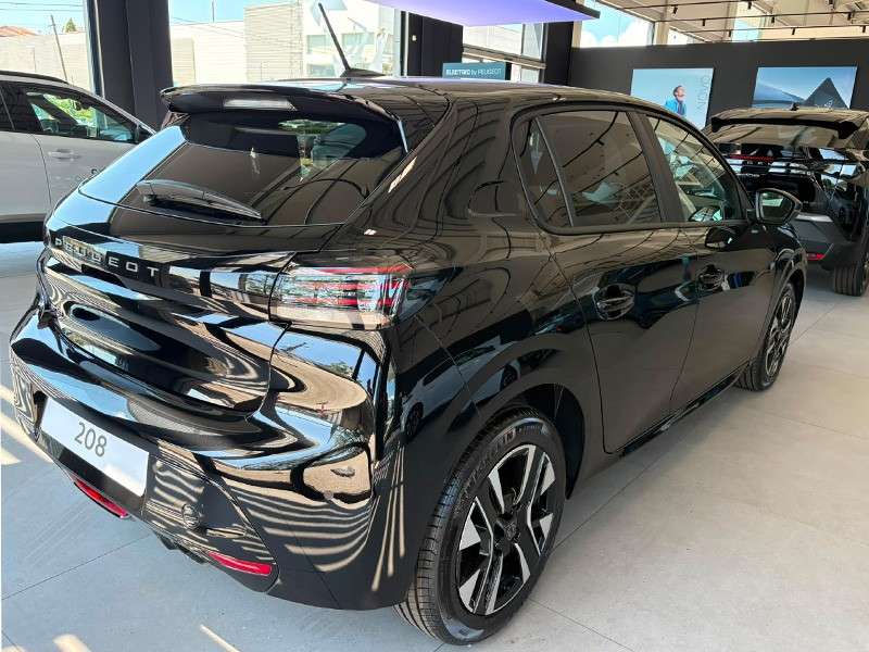 peugeot-208-2026-gasolina-1199cc