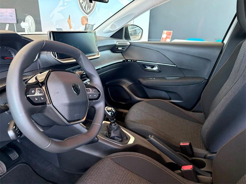 peugeot-208-2026-gasolina-1199cc