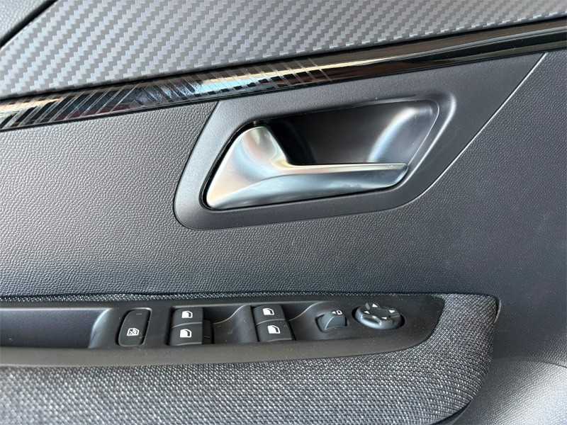 peugeot-208-2026-gasolina-1199cc