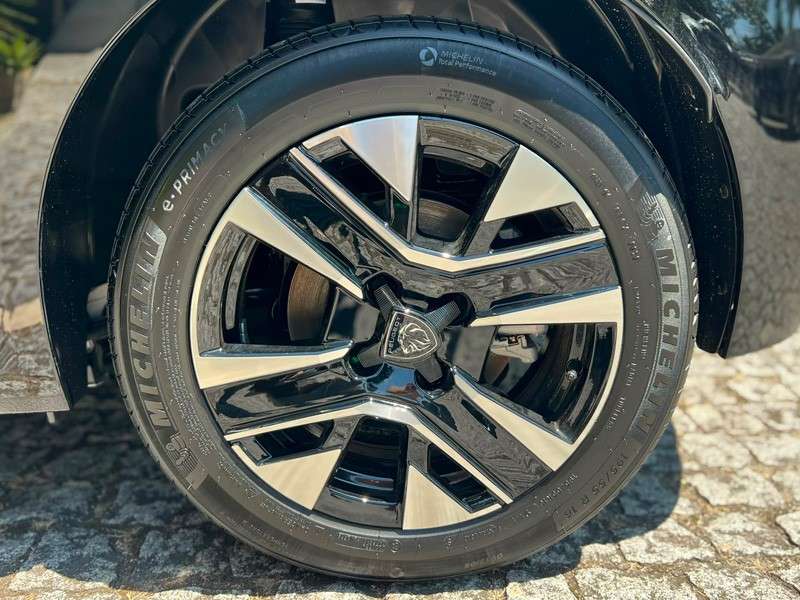 peugeot-208-2026-eletrico-500cc