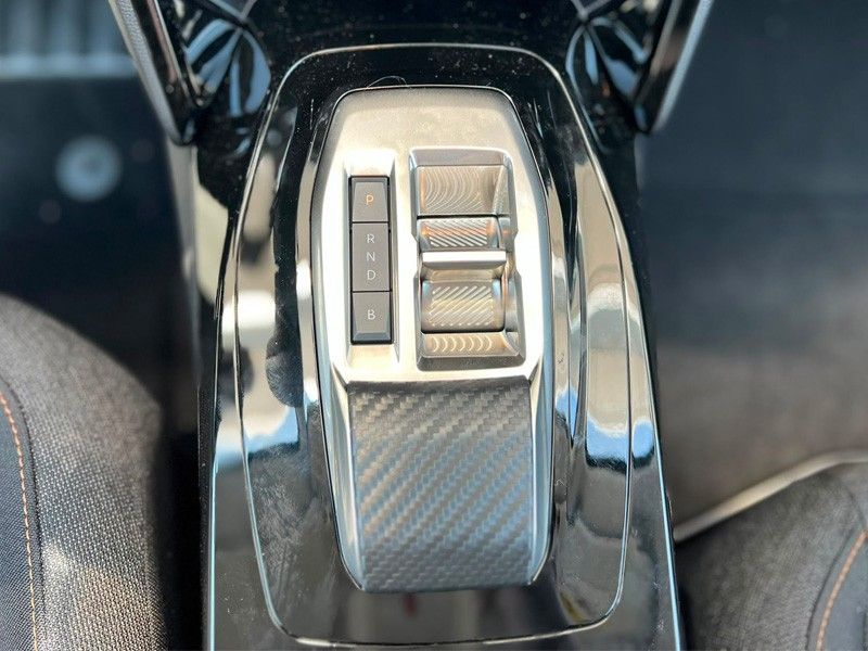 peugeot-208-2026-eletrico-500cc
