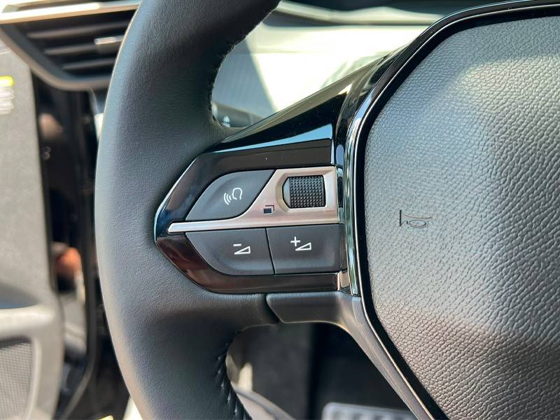 peugeot-208-2026-eletrico-500cc