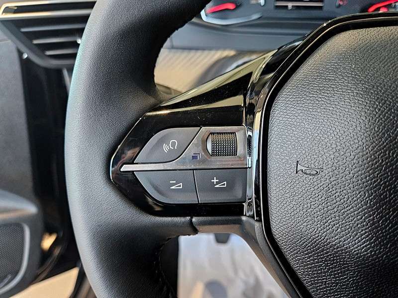 peugeot-208-2026-gasolina-1199cc