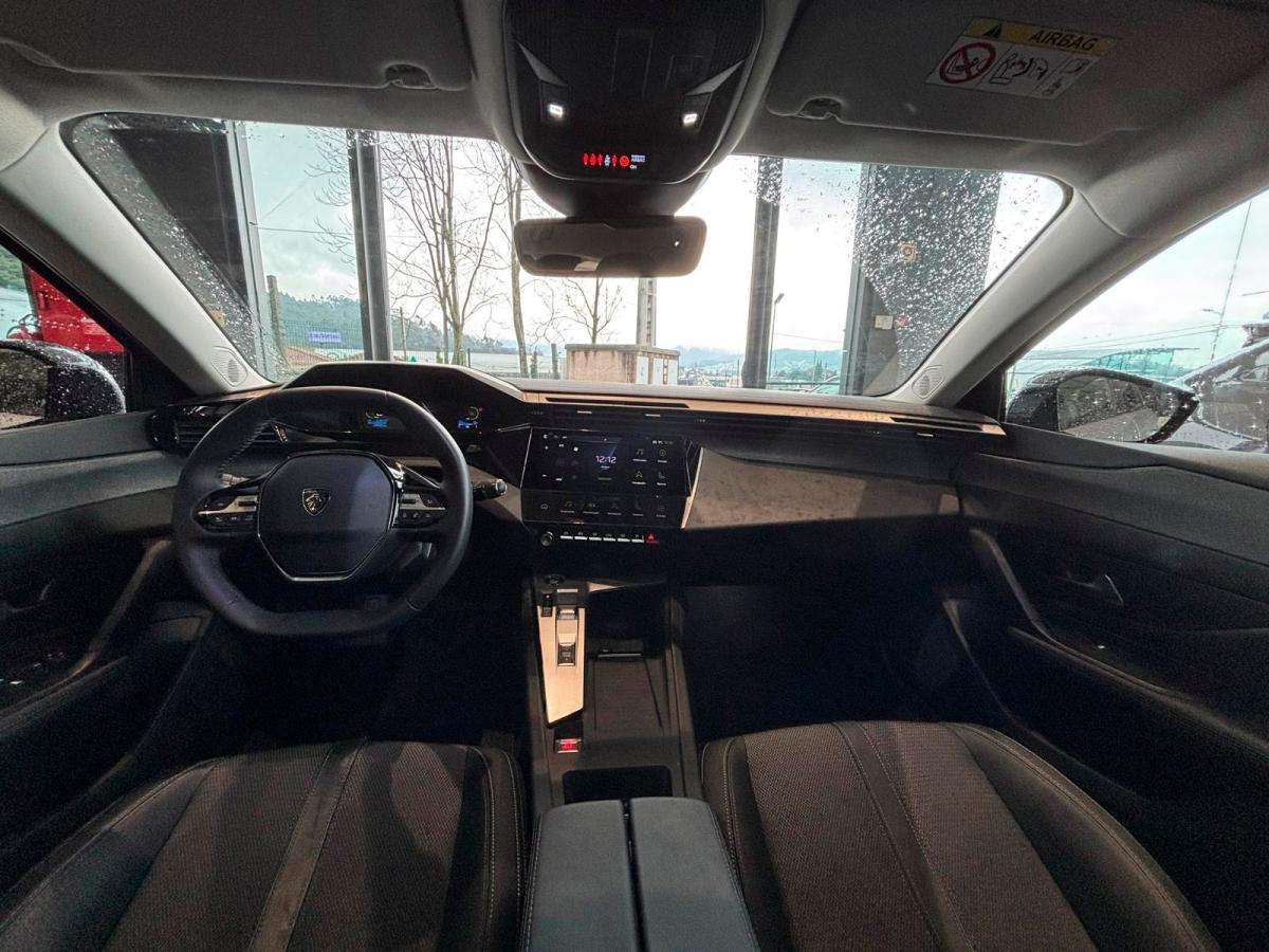 peugeot-e-308-2025-eletrico-500cc