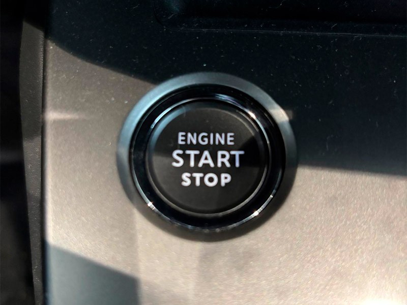 peugeot-e-308-2025-eletrico-500cc