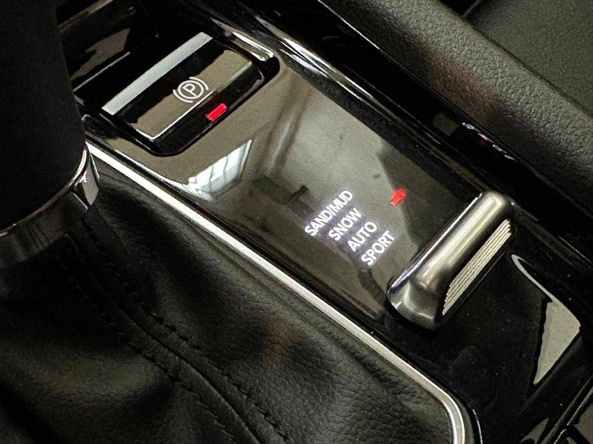 jeep-compass-2023-hibrido-a-gasolina-1332cc