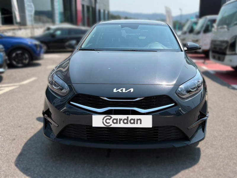 kia-ceed-2025-gasolina-998cc