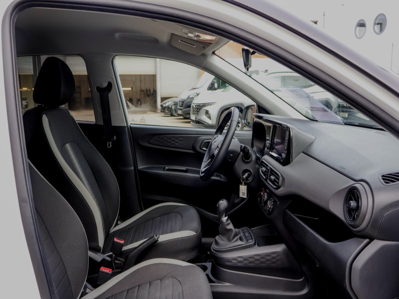 hyundai-i10-2026-gasolina-998cc