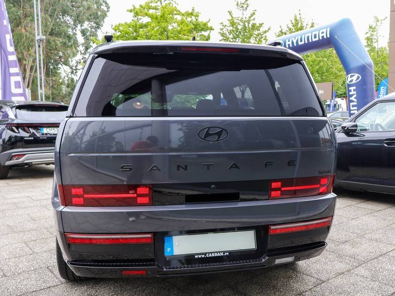 hyundai-santa-fe-2025-hibrido-a-gasolina-1598cc