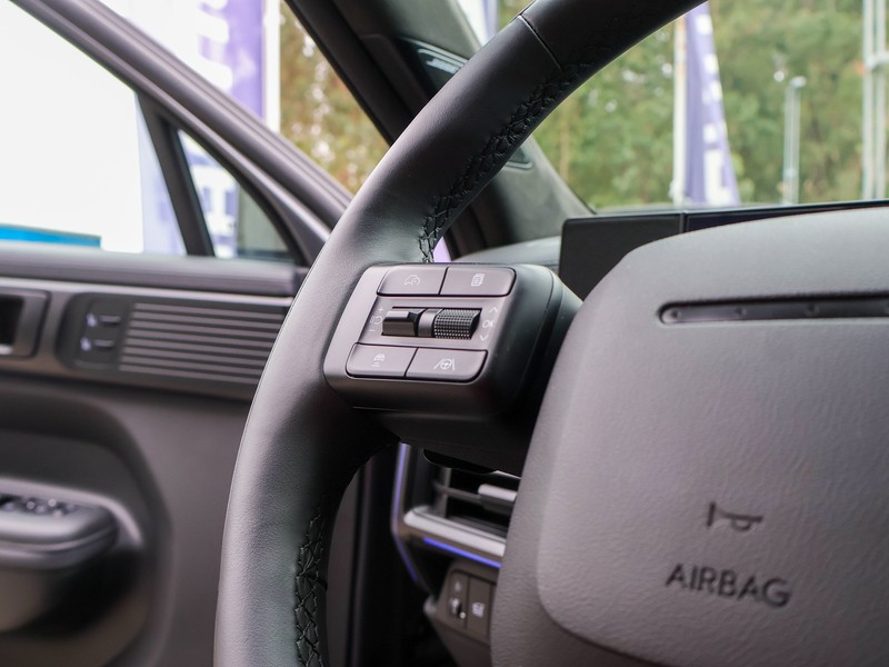 hyundai-santa-fe-2025-hibrido-a-gasolina-1598cc