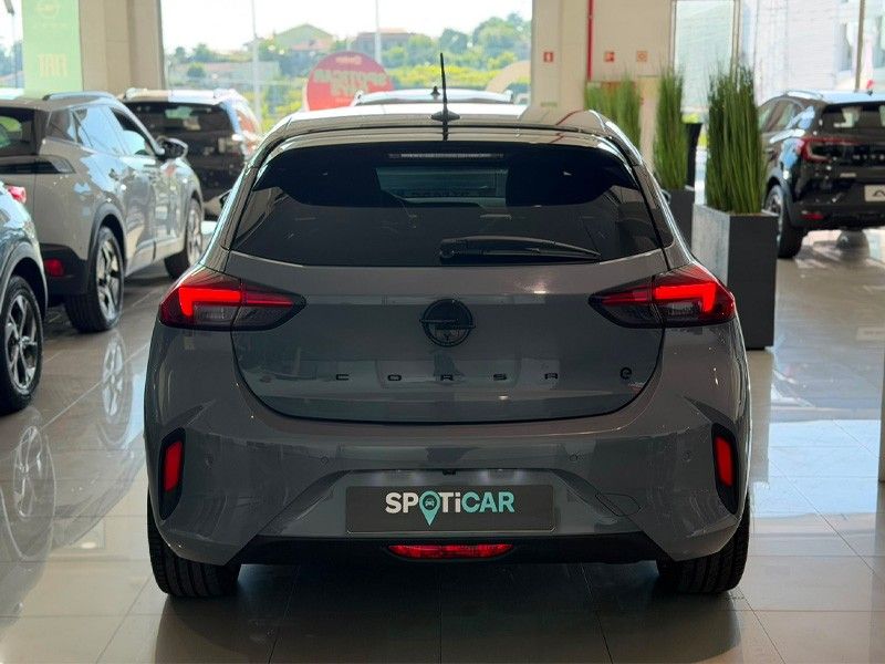 opel-corsa-2024-eletrico-500cc