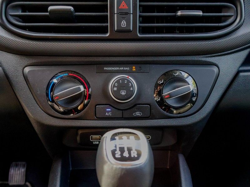 hyundai-i10-2025-gasolina-998cc