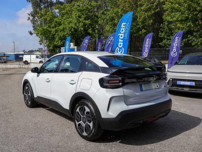 citroen-c4-2025-eletrico-500cc